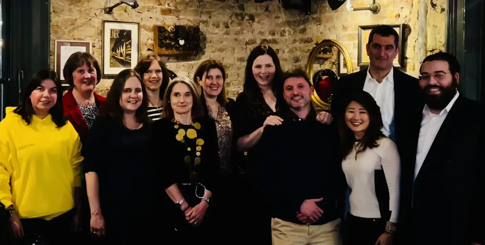 The Neobe Therapeutics team and investors together at the announcement of the financing round.